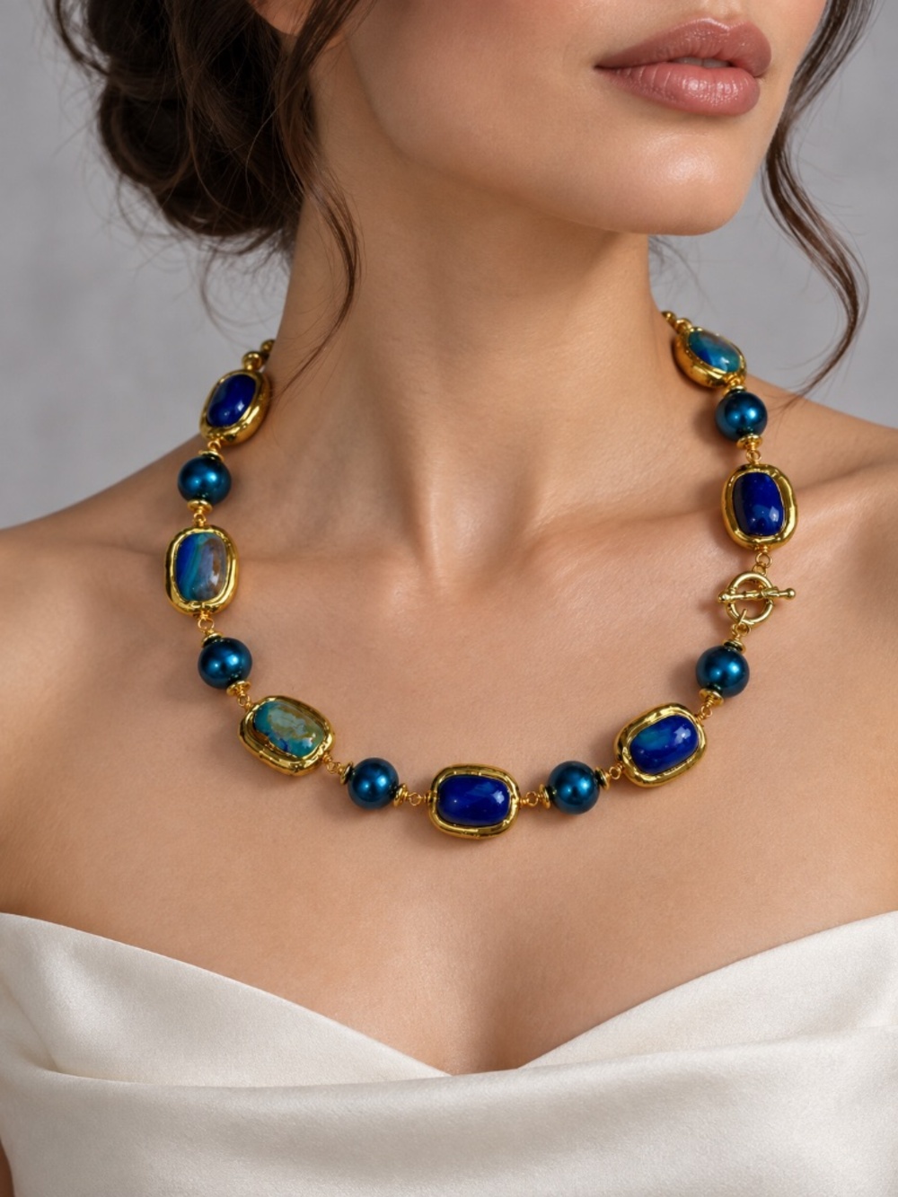 NWT Blue & Brown Stone Statement Necklace – 19.5"